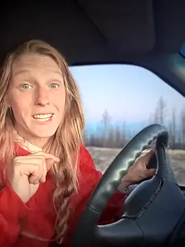 GoldenFlameGoddess online show from 12/01/25, 03:02