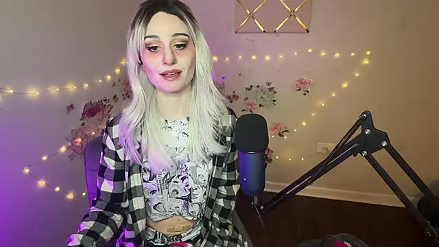 Starr1123 online show from 03/06/26, 04:40