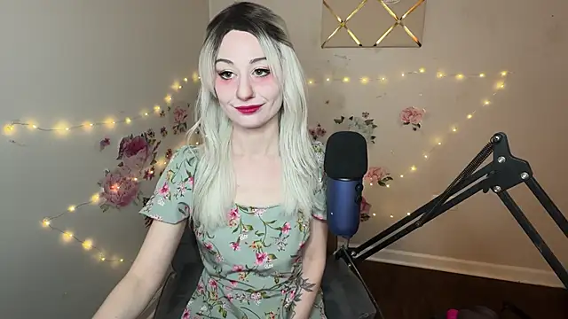 Starr1123 online show from 02/27/26, 03:51