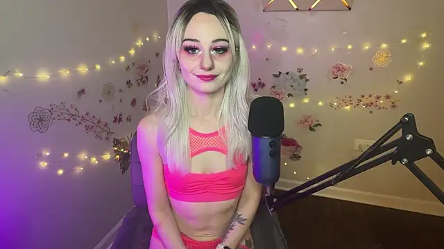 Starr1123 online show from 04/18/26, 03:31