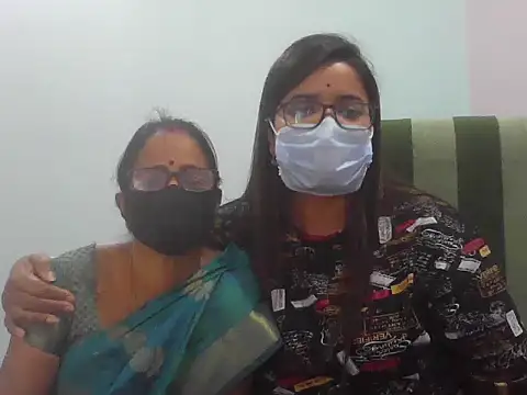 Snapshot of gyanvi1 chatting on 01/13/25, 07:11 gyanvi1 online show from 01/13/25, 07:11