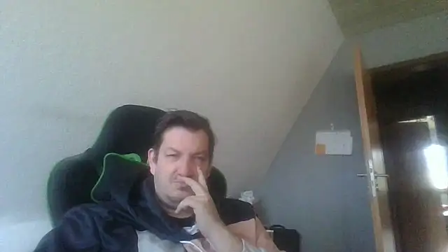 Snapshot of Golffahrer1982 chatting on 09/25/25, 07:36 Golffahrer1982 online show from 09/25/25, 07:36