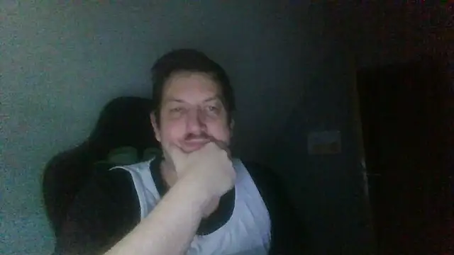 Snapshot of Golffahrer1982 chatting on 11/05/25, 04:10 Golffahrer1982 online show from 11/05/25, 04:10