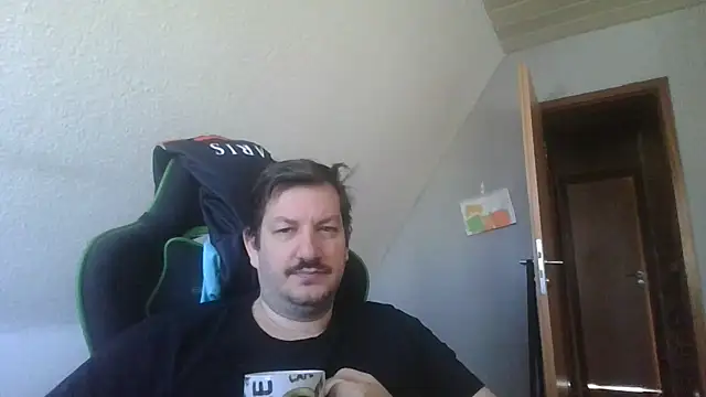 Golffahrer1982 online show from 03/01/26, 08:58