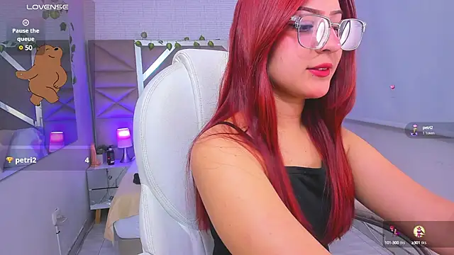 Zoe Lennoxx online show from 02/26/25, 01:43