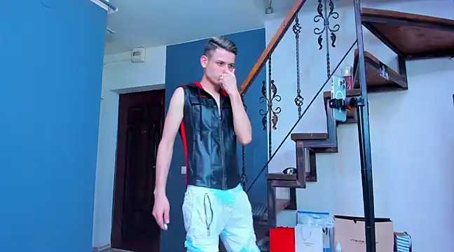 andboyfor6 online show from 02/15/25, 08:56