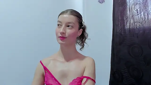 MiiaVolkova online show from 09/17/25, 04:53