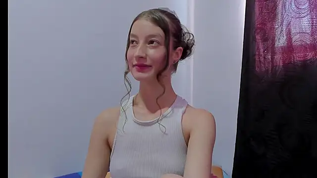 MiiaVolkova online show from 11/21/25, 06:18