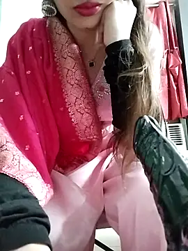 Snapshot of Noor_Darliing chatting on 07/14/26, 03:29 Noor Darliing online show from 07/14/26, 03:29