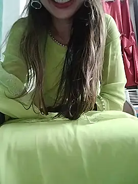 Snapshot of Noor_Darliing chatting on 06/14/26, 03:57 Noor Darliing online show from 06/14/26, 03:57