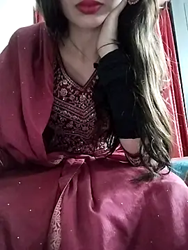 Snapshot of Noor_Darliing chatting on 03/27/26, 03:24 Noor Darliing online show from 03/27/26, 03:24