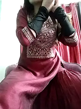 Snapshot of Noor_Darliing chatting on 03/24/26, 03:01 Noor Darliing online show from 03/24/26, 03:01