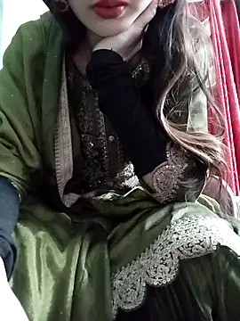 Snapshot of Noor_Darliing chatting on 04/14/26, 02:55 Noor Darliing online show from 04/14/26, 02:55