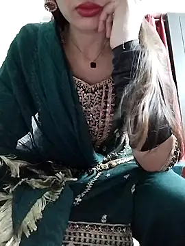 Snapshot of Noor_Darliing chatting on 04/22/26, 03:19 Noor Darliing online show from 04/22/26, 03:19