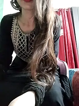 Snapshot of Noor_Darliing chatting on 09/09/25, 03:10 Noor Darliing online show from 09/09/25, 03:10