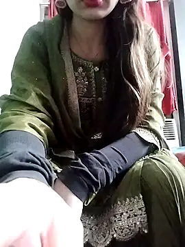 Snapshot of Noor_Darliing chatting on 04/28/26, 03:16 Noor Darliing online show from 04/28/26, 03:16