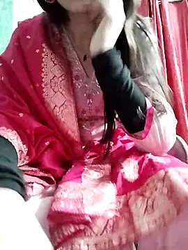 Snapshot of Noor_Darliing chatting on 03/28/26, 03:24 Noor Darliing online show from 03/28/26, 03:24