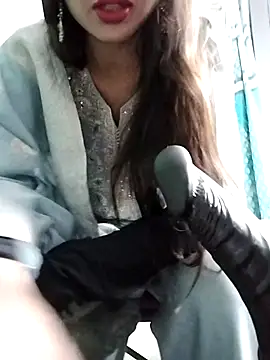 Snapshot of Noor_Darliing chatting on 02/26/25, 03:10 Noor Darliing online show from 02/26/25, 03:10