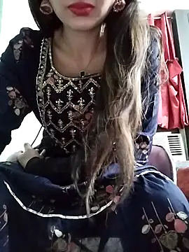 Snapshot of Noor_Darliing chatting on 05/01/26, 03:39 Noor Darliing online show from 05/01/26, 03:39