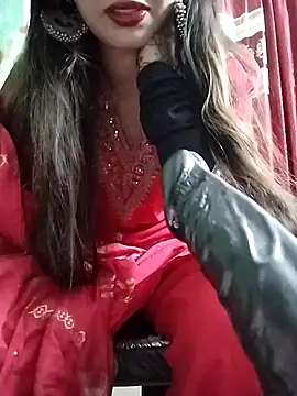 Snapshot of Noor_Darliing chatting on 10/12/25, 03:24 Noor Darliing online show from 10/12/25, 03:24