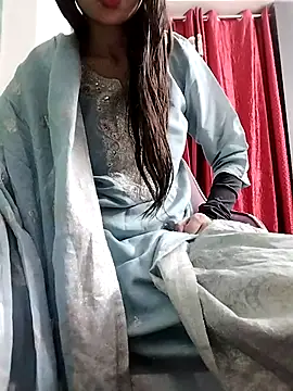 Snapshot of Noor_Darliing chatting on 03/22/25, 09:21 Noor Darliing online show from 03/22/25, 09:21