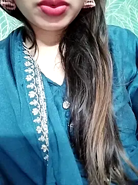 Snapshot of Noor_Darliing chatting on 04/15/26, 07:58 Noor Darliing online show from 04/15/26, 07:58