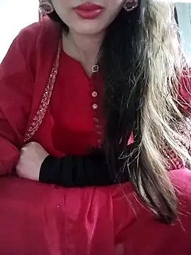 Snapshot of Noor_Darliing chatting on 03/26/26, 03:32 Noor Darliing online show from 03/26/26, 03:32