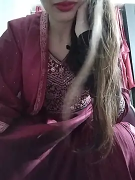 Snapshot of Noor_Darliing chatting on 07/10/26, 03:23 Noor Darliing online show from 07/10/26, 03:23
