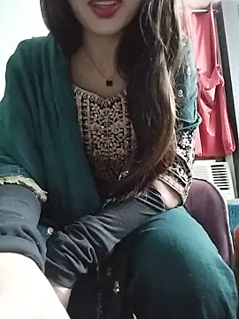 Snapshot of Noor_Darliing chatting on 05/12/26, 03:29 Noor Darliing online show from 05/12/26, 03:29