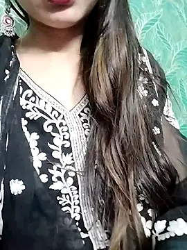 Snapshot of Noor_Darliing chatting on 03/04/25, 06:18 Noor Darliing online show from 03/04/25, 06:18