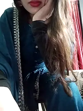 Snapshot of Noor_Darliing chatting on 03/17/26, 03:04 Noor Darliing online show from 03/17/26, 03:04
