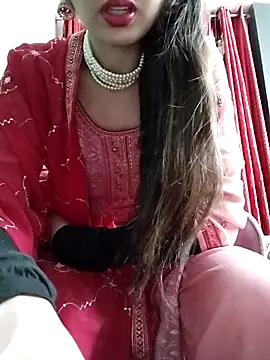 Snapshot of Noor_Darliing chatting on 04/06/26, 03:13 Noor Darliing online show from 04/06/26, 03:13
