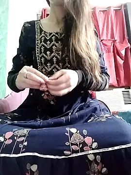 Snapshot of Noor_Darliing chatting on 05/03/26, 03:59 Noor Darliing online show from 05/03/26, 03:59