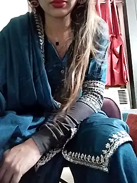 Snapshot of Noor_Darliing chatting on 04/30/26, 03:30 Noor Darliing online show from 04/30/26, 03:30