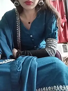 Snapshot of Noor_Darliing chatting on 05/21/26, 03:31 Noor Darliing online show from 05/21/26, 03:31