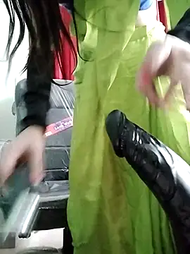 Snapshot of Noor_Darliing chatting on 11/12/25, 03:16 Noor Darliing online show from 11/12/25, 03:16