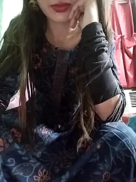 Snapshot of Noor_Darliing chatting on 05/10/26, 04:31 Noor Darliing online show from 05/10/26, 04:31