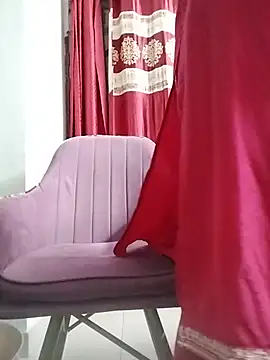 Snapshot of Noor_Darliing chatting on 06/12/26, 03:43 Noor Darliing online show from 06/12/26, 03:43