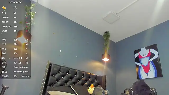 Snapshot of Sophiietaylor chatting on 11/27/25, 11:32 Sophiietaylor online show from 11/27/25, 11:32