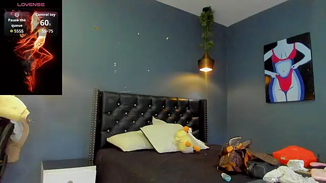 Snapshot of Sophiietaylor chatting on 11/20/25, 11:22 Sophiietaylor online show from 11/20/25, 11:22