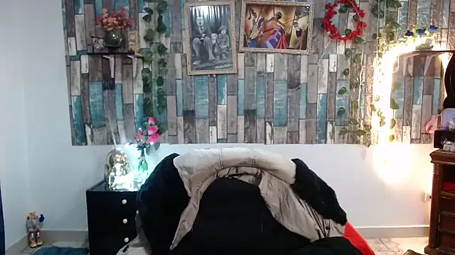 KarimaSarabe online show from 02/12/26, 08:19