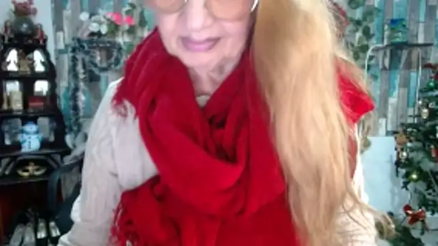 KarimaSarabe online show from 12/22/25, 08:42