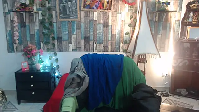 Snapshot of KarimaSarabe chatting on 11/20/25, 08:20 KarimaSarabe online show from 11/20/25, 08:20