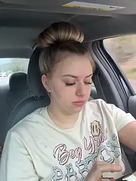 nicolesugarr online show from 04/14/26, 09:42