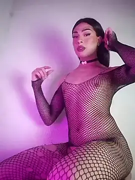 Snapshot of Victor-and-shelly chatting on 03/01/26, 05:46 Victor-and-shelly online show from 03/01/26, 05:46