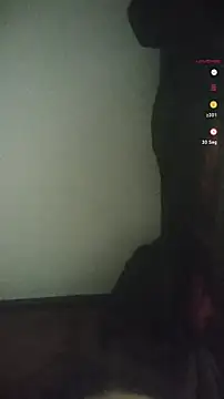 Snapshot of Victor-and-shelly chatting on 12/09/24, 11:13 Victor-and-shelly online show from 12/09/24, 11:13