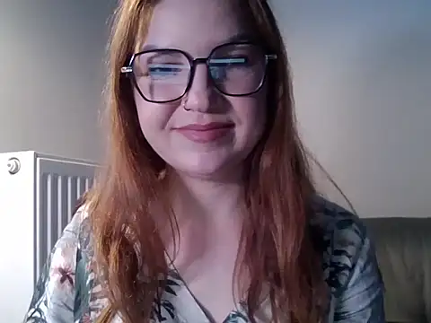 MartinePrettyFeet online show from 11/19/25, 07:08