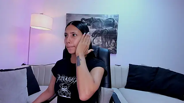 Snapshot of Ary_7 chatting on 01/09/26, 11:39 Ary 7 online show from 01/09/26, 11:39