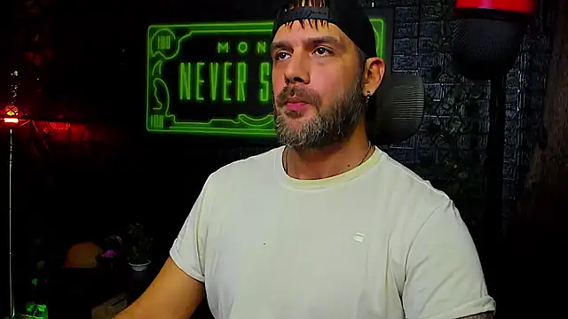 LexXHardy online show from 09/24/25, 02:51