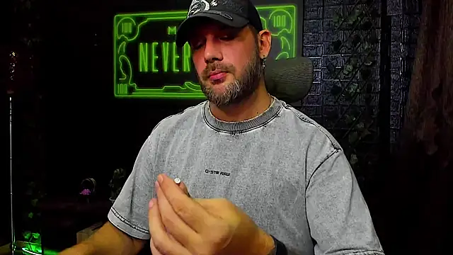 LexXHardy online show from 09/20/25, 07:52